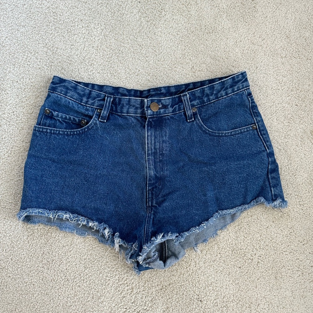 BDG denim shorts size 31